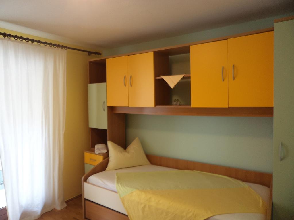 Apartment Babic Trogir Phòng bức ảnh